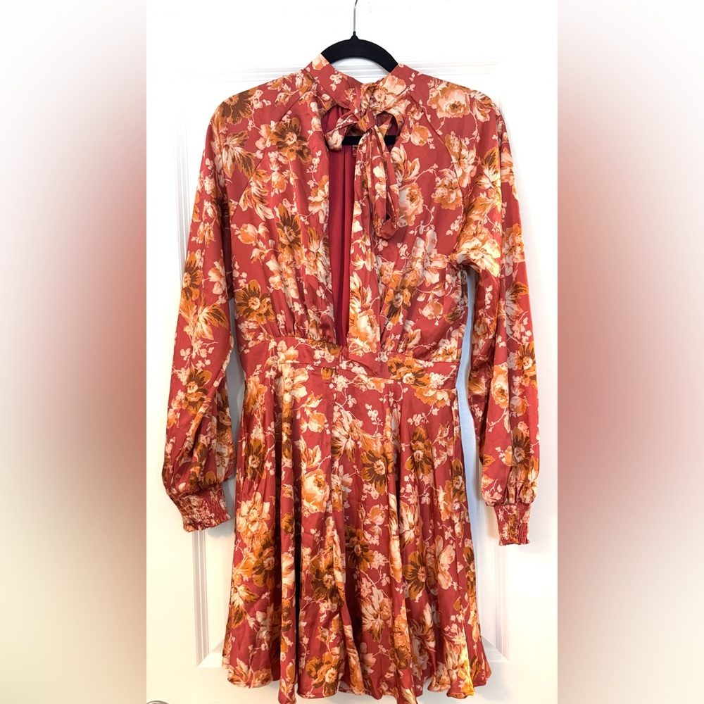Floral LUXE LEGACY WOVEN
MINI flying tomato Dress - Picture 11 of 14